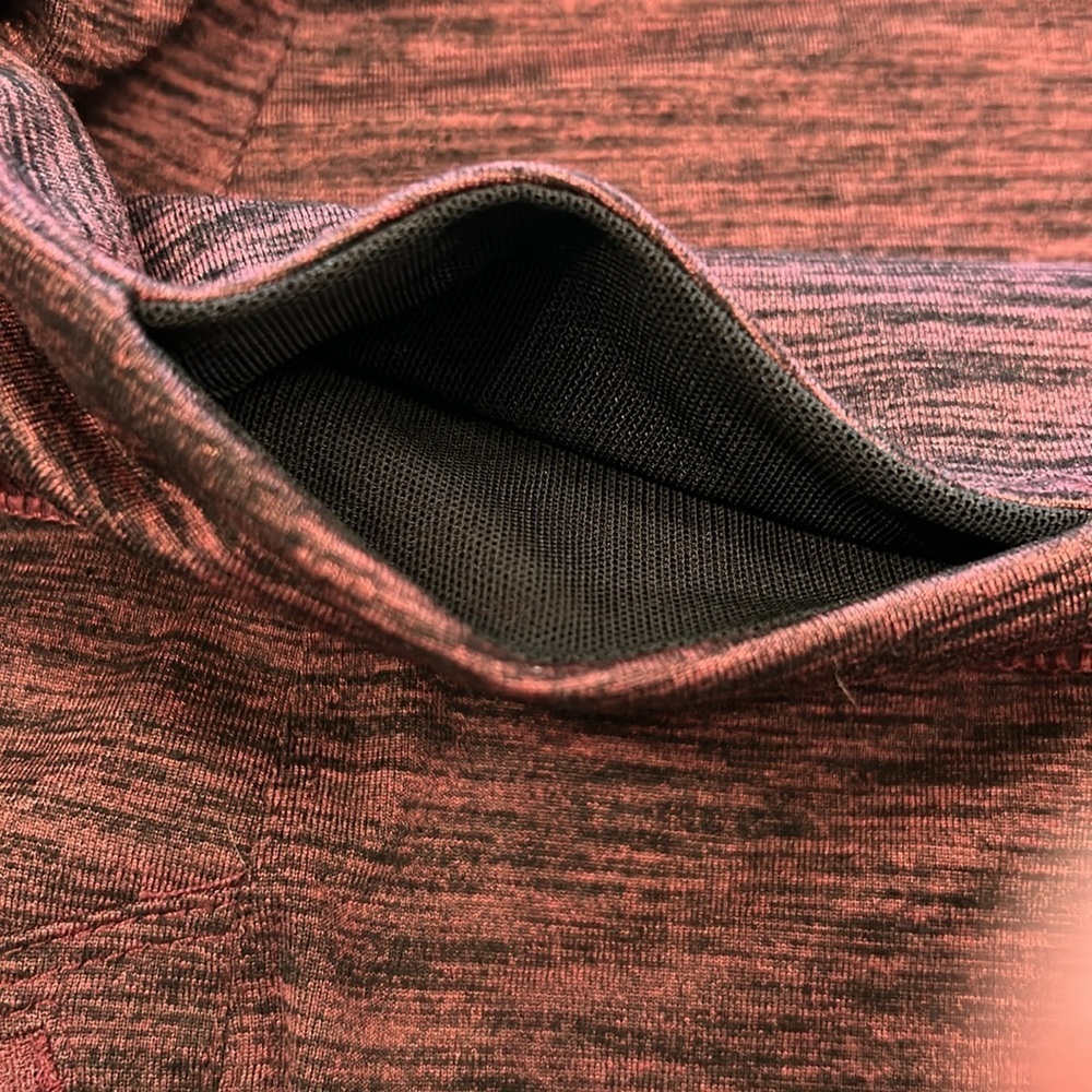 EB burgundy Capri leggings​ - Picture 4 of 8